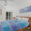Отель Bagnall Beach Apartments, Unit 5/153 Government Rd, фото 7