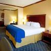 Отель Holiday Inn Express Hotel and Suites Falfurrias, фото 6