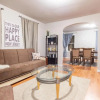 Отель Cheerful 3-bedroom Home Up to 9 Guest, фото 8