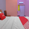 Отель OYO 92877 Hotel Rainbow 7296, фото 18