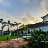 Отель OYO 18404 Pebble Shore Resort, фото 1