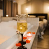 Отель La Suite Romantique avec Jacuzzi au Cœur de Perpignan, фото 5