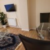 Отель Charming 1-bed House in Reading, фото 6