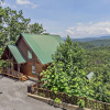 Отель Majestic Mountain View - Great Location! - Convenient To Everything! 2 Bedroom Cabin by RedAwning, фото 1