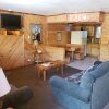 Отель Big Bear Frontier, фото 4