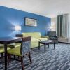 Отель Clarion Inn & Suites Oxford East, фото 9