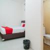 Отель RedDoorz near Terminal Arjosari 2, фото 6