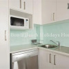 Отель Beachside Bliss - A Bondi Beach Holiday Home, фото 8