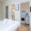 Отель Bright Gorgeous Studio in Chelsea, 2 Guests, фото 6