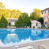 Отель New Listing! Coastal W/ Pool - Walk To Beach 3 Bedroom Condo, фото 15