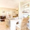 Отель Villa With 4 Bedrooms in Rayol-canadel-sur-mer, With Wonderful sea Vie, фото 27