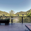 Отель Tasteful Home w/ Stunning River & Valley View, фото 18