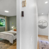 Отель Sweet Suites Capitol Hill, фото 11