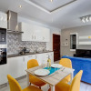 Отель Modern Apartment Just off the Promenade, фото 9