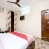 Отель OYO 13700 Hotel Star Palace, фото 6