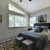 Отель 3BR Tree Shaded Home in Austin by RedAwning, фото 6