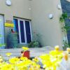 Отель Baitalkhairan Beach House Chalet в Аль-Хиране