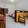 Отель OYO 3406 Pandu Prima Guest House Syariah, фото 34