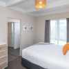 Отель Whispering Sands Motel, фото 17