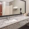 Отель Quality Inn & Suites, фото 8