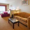 Отель SureStay Plus Hotel by Best Western Quanah, фото 7