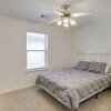 Отель Pet-friendly Spring Home - 4 Mi to Six Flags!, фото 2