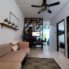 Отель Yons' Homestay by Oyo Rooms, фото 8