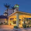 Отель La Quinta Inn & Suites Phoenix Mesa West, фото 8