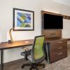 Отель Holiday Inn Express & Suites Klamath Falls Central, an IHG Hotel, фото 7