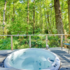 Отель Enchanting Arch Cape Retreat w/ Hot Tub, Fireplace, фото 12