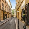 Отель Cozy studio at the heart of Aix-en-Provence old city - Welkeys в Экс-ан-Прованс