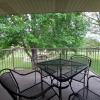 Отель Ozark Breeze - Large Living Areas - Close to all of Branson - Relax on Balcony, фото 4