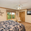 Отель A Heavenly View 78 - 2 Br cabin by RedAwning, фото 14
