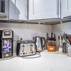 Отель Luxurious One Bedroom Suite WindTower, фото 11