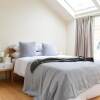 Отель 3 Bedroom House in King's Cross Sleeps 6, фото 4