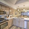 Отель Updated Lake Taneycomo Condo w/ Screened Porch!, фото 2