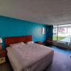 Отель Clover Inn & Suites, фото 31