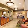 Отель Hampton Inn & Suites Addison, фото 8