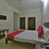 Отель OYO 16945 Om Guest House, фото 17