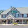 Отель Quality Inn & Suites East Troy I-43, фото 1