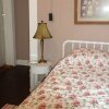 Отель 2 Sisters Bed & Breakfast, фото 2