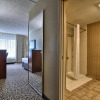 Отель Clarion Inn & Suites - University Area, фото 16