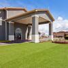 Отель SureStay Hotel by Best Western Grants, фото 1