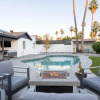 Отель Grayhawk by Avantstay Modern Home w/ Pool, Hot Tub, Bocce, Fire Pit, Pool Table, Putt-putt & Putting, фото 10