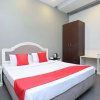 Отель OYO 23498 Hotel Jane Royale, фото 3