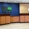 Отель Fairfield Inn & Suites by Marriott Lewisburg в Льюисбурге