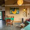 Отель SaffronStays Kaivalya - pet-friendly sustainable mudhouse, фото 2