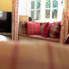 Отель Jasmine Cottage-2BD in Heart of Bourton, фото 18