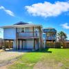 Отель Salty Dawg Shores 2 Bedrooms 2 Bathrooms Home, фото 14