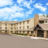Отель AmericInn by Wyndham Sheboygan, фото 1